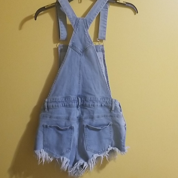 Light Washed Frayed Denim Overall Romper - Picture 2 of 2